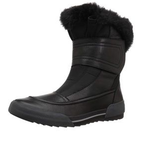 Clark’s Boots 🌚🌙